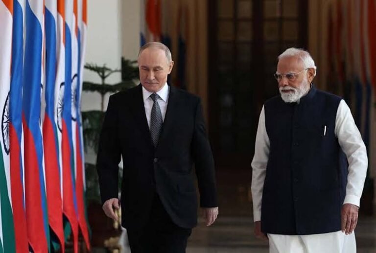 चीन-पाकिस्तान की बढ़ती नजदीकी के बीच रूस ने भारत को बताया पुराना और भरोसेमंद साझेदार