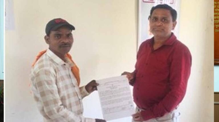 आय, जाति और निवास प्रमाण पत्र की डिजिटल प्रतियां सीधे मोबाइल पर हुईं उपलब्ध, हार्ड कॉपी भी मिली