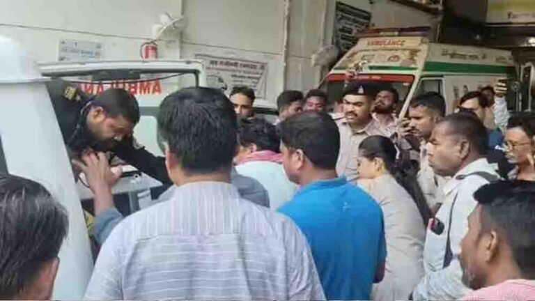 छत्तीसगढ़ में दर्दनाक सड़क हादसा, बस के उड़े परखच्चे; 6 की मौत और 32 लोग घायल