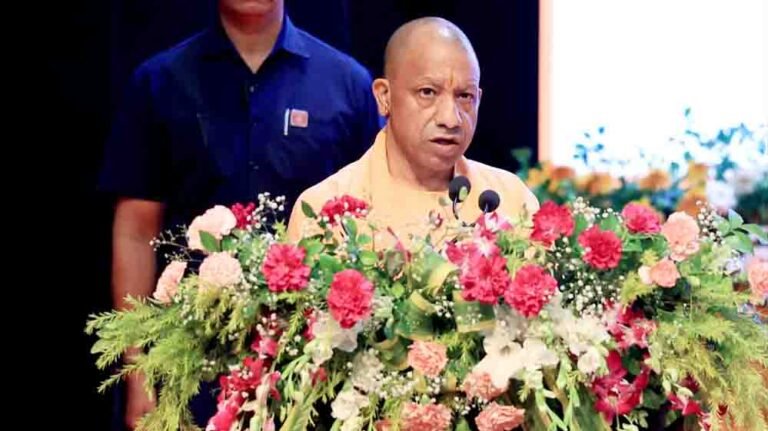 जनता के जीवन में सकारात्मक बदलाव से साबित होती है प्रशासन की सार्थकता: मुख्यमंत्री