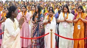 राष्ट्रपति द्रौपदी मुर्मु ने मां दंतेश्वरी के किए दर्शन, देश की सुख-समृद्धि की कामना