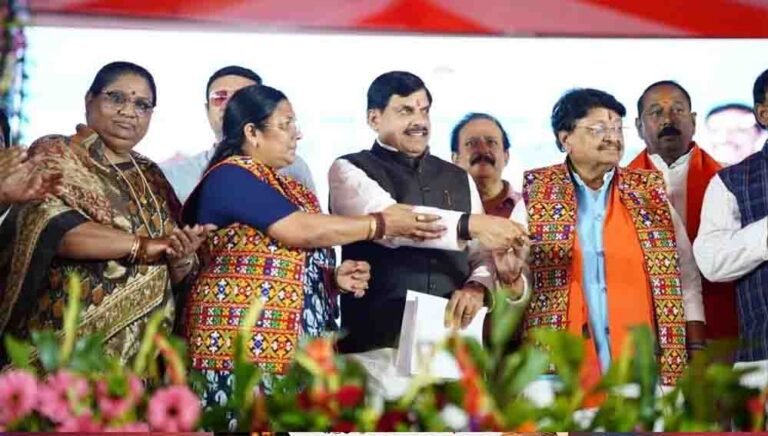 धार के किसानों को मिली राहत, 13 किलोमीटर दूर खेतों तक पहुंचा मां नर्मदा का पानी