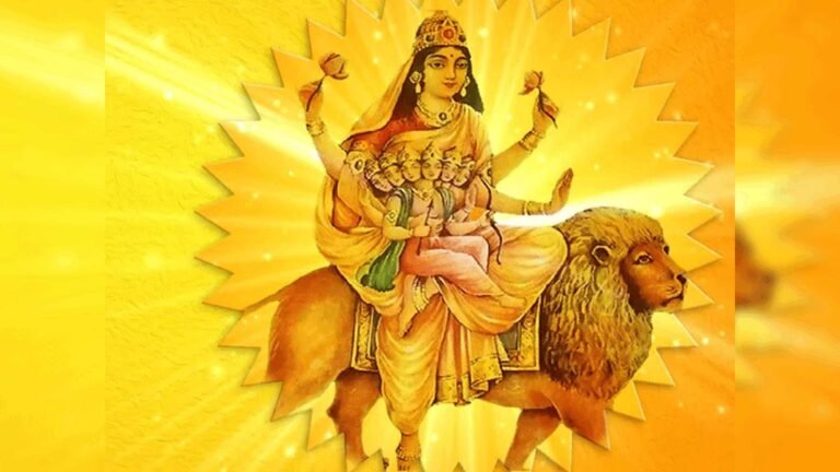मां स्कंदमाता की पूजा से पूरी होंगी मनोकामनाएं? जानें पूजा विधि, प्रिय भोग और आरती