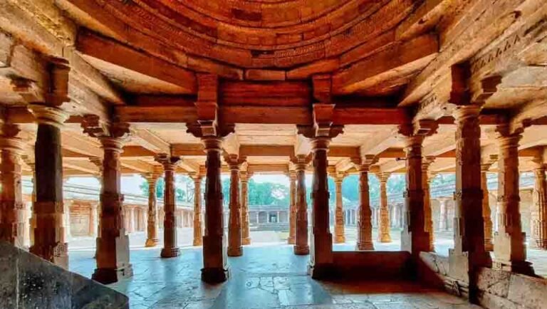 धार भोजशाला विवाद: हाईकोर्ट में आज अहम सुनवाई, खसरा नंबर 612 पर हो रही नमाज पर भी नजर