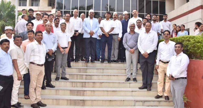 किसानों के हित को सर्वोच्च प्राथमिकता, मंडी व्यवस्था में पारदर्शिता पर जोर; सचिवों को मिलेगी विशेष ट्रेनिंग