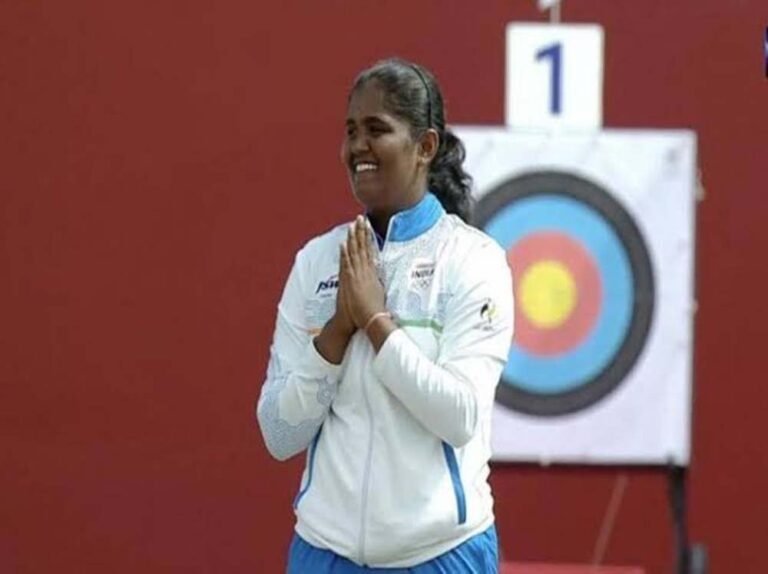 शूट-ऑफ में परफेक्ट 10 लगाकर कुमकुम मोहद ने जीता गोल्ड, महिला रिकर्व में भारत का पहला स्वर्ण