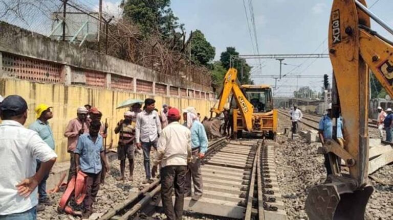 बीना-आगासौद रेलखंड पर ट्रैक का काम शुरू, 17 ट्रेनें 15 अक्टूबर तक डायवर्ट रूट से चलेंगी