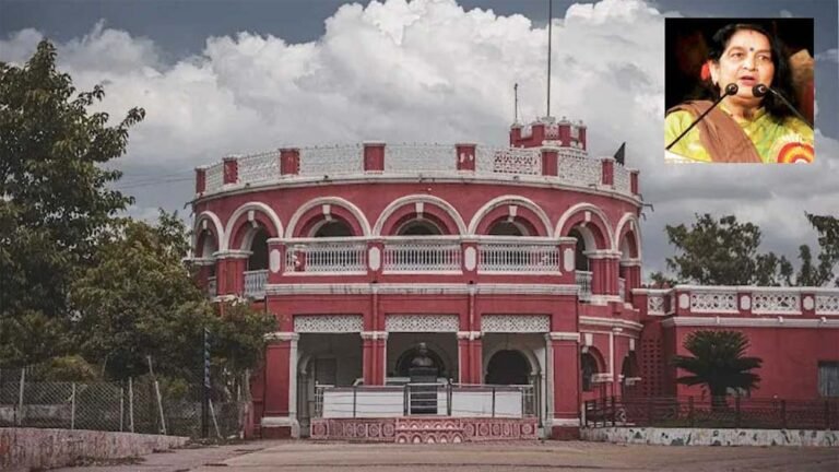 कुलपति के खिलाफ सोशल मीडिया पर पोस्ट को लेकर बवाल, खैरागढ़ संगीत विश्वविद्यालय के स्टाफ ने जताई नाराजगी