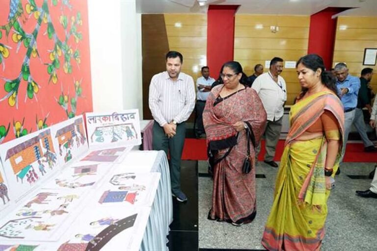बाल विवाह मुक्त मध्यप्रदेश की परिकल्पना को साकार करने मिलकर करें प्रभावी प्रयास : मंत्री  निर्मला भूरिया