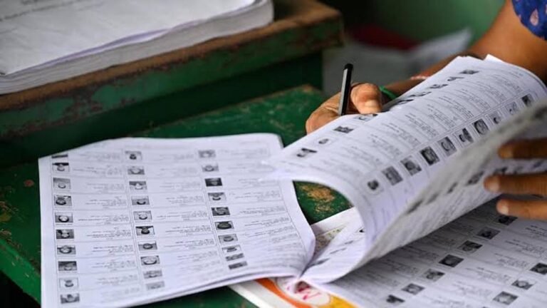 Voter List Update: फॉर्म-6 से जुड़ी बड़ी बाध्यता खत्म, नए मतदाताओं के लिए आवेदन प्रक्रिया हुई आसान