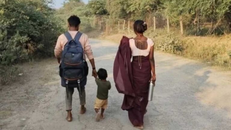 3 साल के मासूम को साथ लेकर 150 किमी की पदयात्रा, झांसी से मैहर पहुंचा परिवार